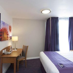 Premier Inn Braintree - A120